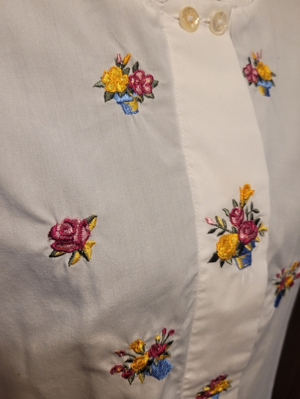 Cabin Creek Vintage Floral Embroidered Button Down Shirt Large Grannycore - Picture 3 of 6